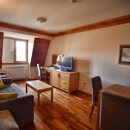 Apartman 305 Vucko 아파트
